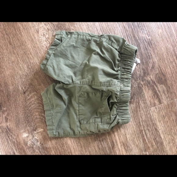 Oshkosh shorts - Picture 2 of 2